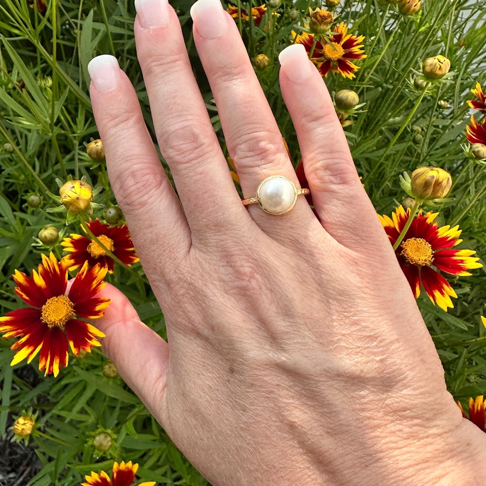 NEW! Cultured Pearl Hammered Finish Ring